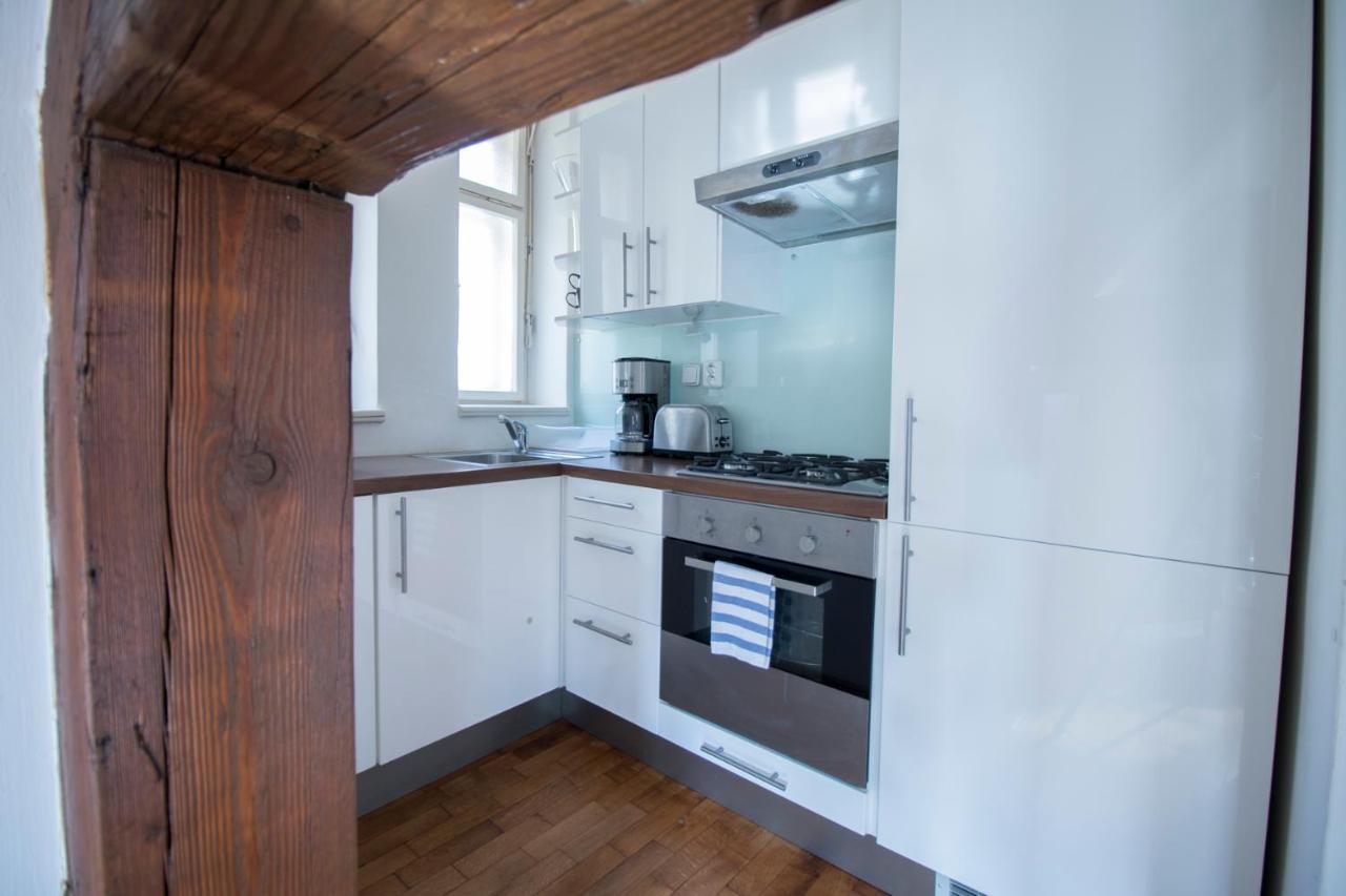 Apartments Old Town Square 27 Прага Екстер'єр фото