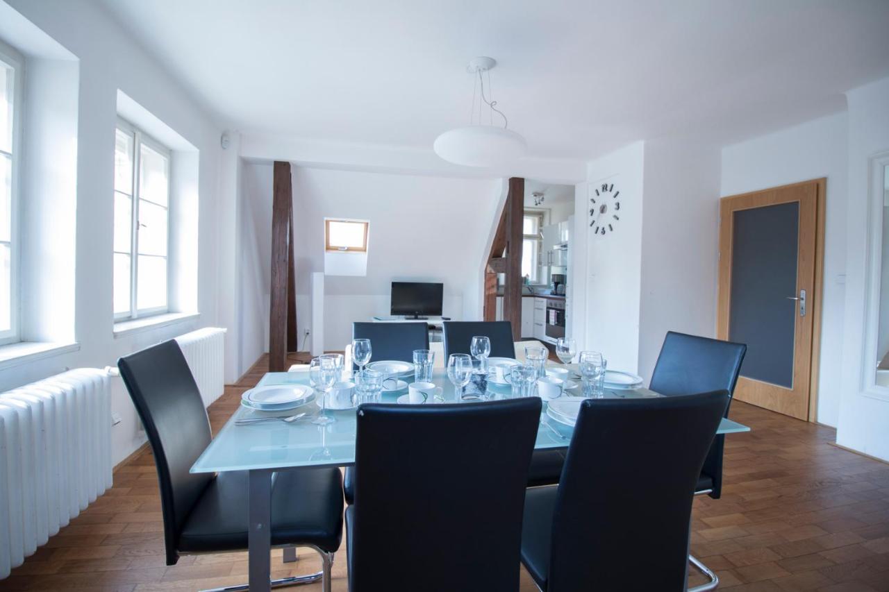 Apartments Old Town Square 27 Прага Екстер'єр фото