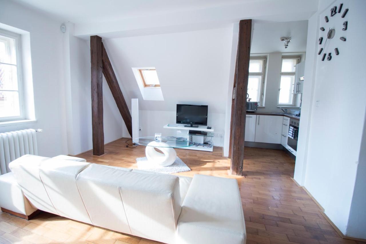 Apartments Old Town Square 27 Прага Екстер'єр фото
