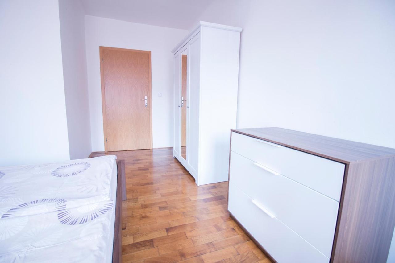 Apartments Old Town Square 27 Прага Екстер'єр фото