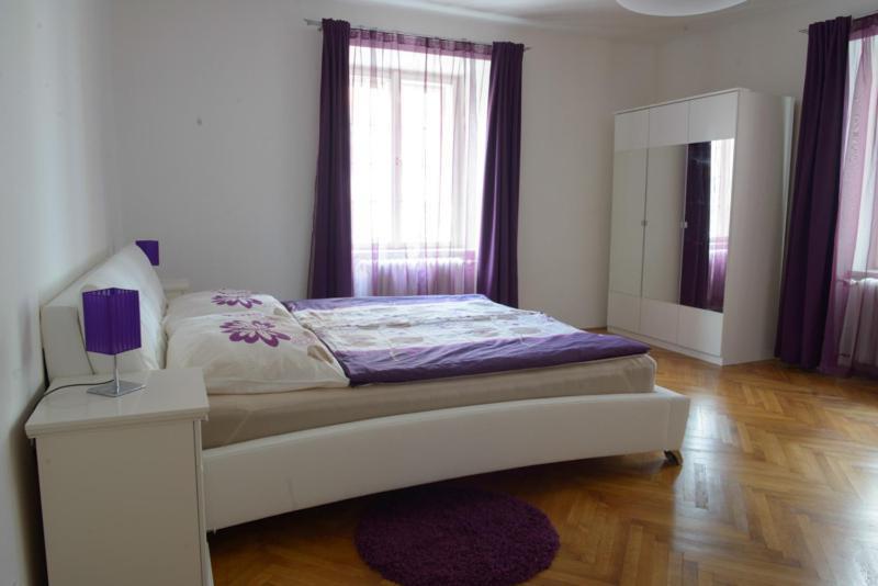 Apartments Old Town Square 27 Прага Номер фото