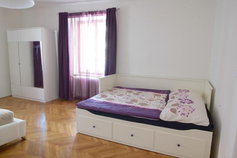 Apartments Old Town Square 27 Прага Номер фото